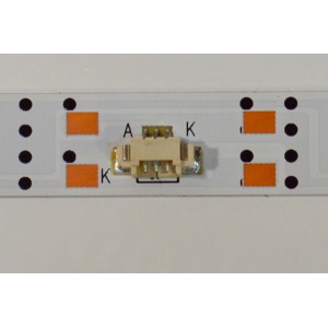 LED ORIGINAL PARA TV ONN 1 PIEZA / NUMERO DE PARTE 30323606003DS / LED236D06-ZC22AG-02DSEZ / 241202AF01 / 23600M26  /DISPLAY PT236AT05-1 VER.1.0 / MODELO 100012590 24"