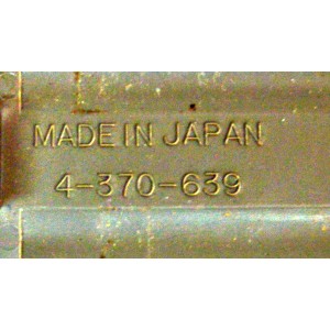 CONTROL REMOTO ORIGINAL PARA TV SONY / NUMERO DE PARTE RM-723 / 4-370-639 / CUENTA CON BOTONES PARA FUNCIONES BASICAS COMO TV/VIDEO / ANT/AUX / MUTING / COMPATIBLE CON LA SERIE TRINITRON Y APARATOS MODULARES/ESTEREO MAS ANTIGUOS