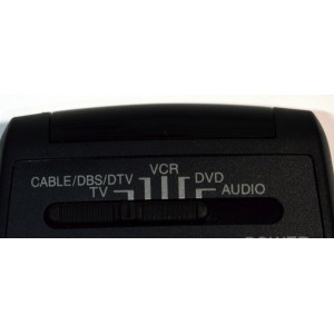 CONTROL REMOTO ORIGINAL MITSUBIBISHI PARA TELEVISORES CON FUNCIONES PARA TV GUIDE Y BOTONES DE CONTROL DE DISPOSITIVOS MULTIPLES CABLE/DVD/AUDIO/VCR/ NUMERO DE PARTE UR64EC2276-2 / EUR647023 / 290P122A20 / 290P098C20 / 290P122010 / 290P122B10 / 290P122C10