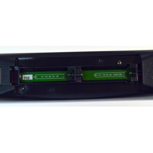 CONTROL REMOTO ORIGINAL NUEVO PANASONIC PARA TV / VCR / REPRODUCTORES DE DVD/CBL/DBS / NUMERO DE PARTE EUR7737Z10 / UR77EC3 / 703-4 / EUR7636070R / EUR7737Z20 / EUR7737Z30 / MODELO TH-85PF12 / TH-65PHD8UKL / TH-42PX60U / TH-50PX60U / TH-37PX60U