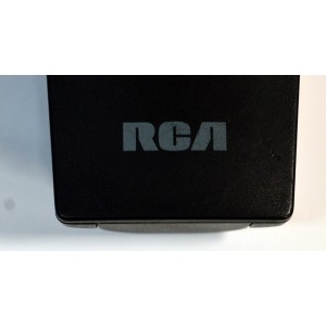 CONTROL REMOTO  RCA UNIVERSAL PARA TV. VCR . AUX.  CATV.  / CUENTA CON BOTONES PARA CONTROLAR DIVERSAS FUNCIONES COMO SINTONIZADOR TUNER/CD/iPOD/ENTRADA LINEA/AUXILIAR / NUMERO DE PARTE RS2652 / RS-2654 / RS2654