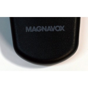 CONTROL REMOTO UNIVERSAL MAGNAVOX PARA TV. VCR. CATV. AUX. /  CONTROLAR HASTA 4 TIPOS DIFERENTES DE DISPOSITIVOS INCLUYENDO TELEVISORES  / RECEPTORES DE SATELITE / NUMERO DE PARTE MC345 / ZL-7012