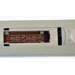 CONTROL REMOTO ORIGINAL MEMOREX PARA REPRODUCTOR DVD / CUENTA CON FUNCIONES BASICAS DE TV / NUMERO DE PARTE VC532237 / 0094013916M / 076R0JT010 / RCNN83 / RM-242 / SE-R0213 / MODELO MVD2015 / MVD2016 / MVD2047 / MVD2037 / MVD2022 / MVD2020 / MVD2042