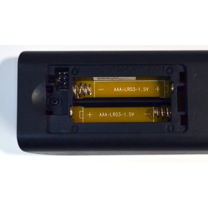 CONTROL REMOTO ORIGINAL DTA PARA CONTROLAR TANTO LA CAJA DE CABLE COMO LAS FUNCIONES BASICAS DEL TELEVISOR / COMPATIBLE CON LAS CAJAS DE CABLE TIME WARNER CABLE / NUMERO DE PARTE RCSRC2843001 / RC2843001/01B / RC2843004 / RC2843001 / RC2843004/01B