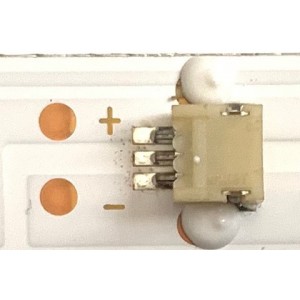 KIT DE LED'S PARA TV SEIKI (2 PIEZAS) / NUMERO DE PARTE ZN-32K05C-2 / ZN-32K05C-2 V2.1-0S / 32N15A / 81222 / K5322G/3.1.01.04.01.58232053 / C9000D3G1901045ZA910R / PANEL ST3151A05-8 / MODELO SC-32HS970N