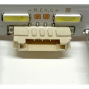 LED PARA TV SAMSUNG / NUMERO DE PARTE 48378A / BN96-48378A / BN61-16159A / LM41-00775A / L1_RU8K_H2_CEM_S42(1)_R1.0_SC4_100_LM41-00775A / PANEL CY-NR082FGLV1H / MODELOS UN82RU800D / UN82RU8000 / UN82RU9000 / LH82QEREBGCXZA / (MEDIDAS 1.80M x 20CM)