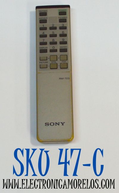 CONTROL REMOTO ORIGINAL PARA TV SONY / NUMERO DE PARTE RM-723 / 4-370-639 / CUENTA CON BOTONES PARA FUNCIONES BASICAS COMO TV/VIDEO / ANT/AUX / MUTING / COMPATIBLE CON LA SERIE TRINITRON Y APARATOS MODULARES/ESTEREO MAS ANTIGUOS